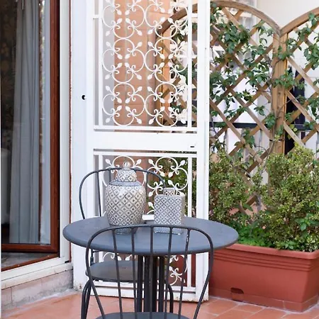 66 Guest house *